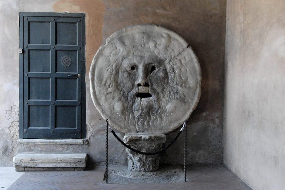 La bocca della verita in Rome, one of the best places to visit on an Italy itinerary with kids. 