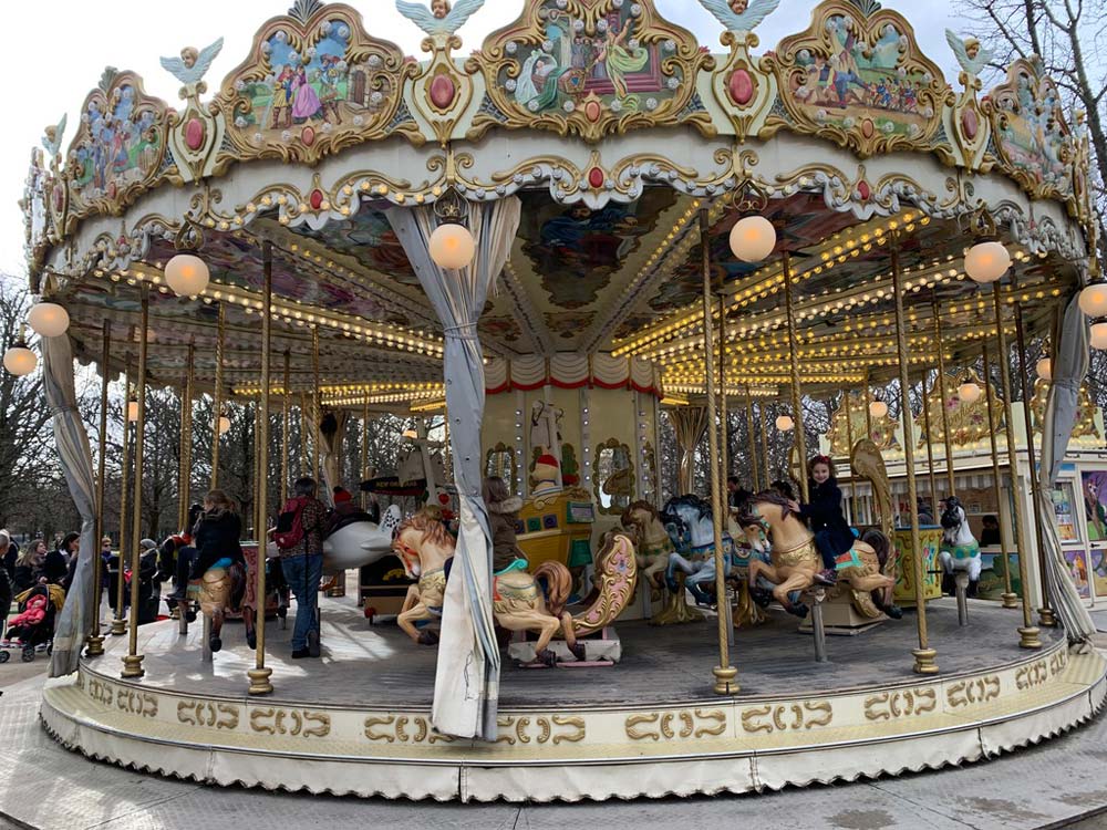 Paris-carousel-eiffel-tower-kids-itinerary-Stephanie-Feingold