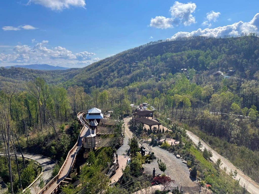 An aerial view of the Anakeesta Theme Park, featuring a gorgeous view, one of the best things in a family itinerary for Gatlinburg Pigeon-Forge.