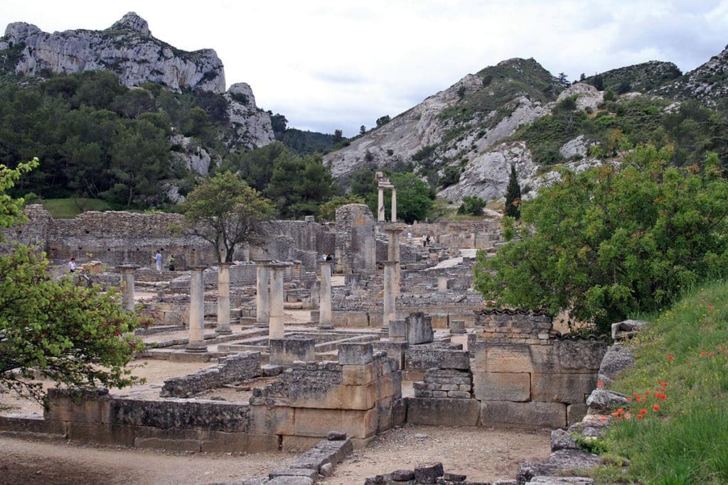 Ancient ruins in Saint-Remy-de-Provence, one of the best towns in the South of France with kids.